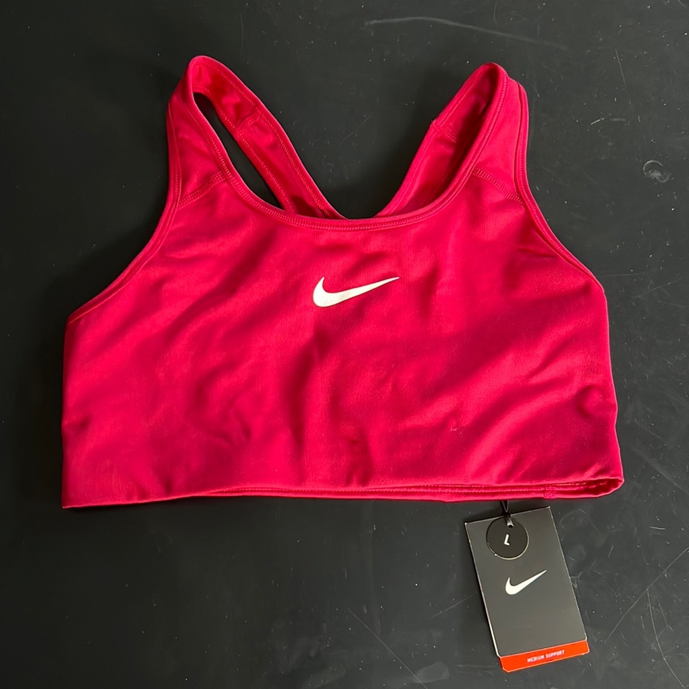 Nike sports bra size L NWT
